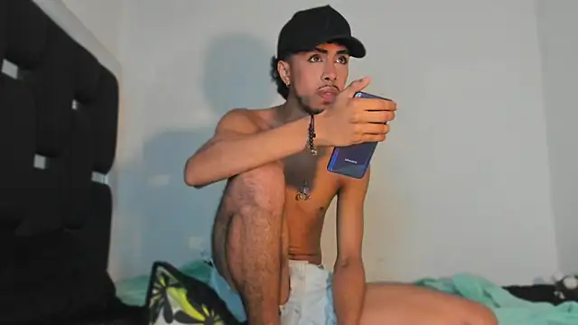 Snapshot of RyanRizzo chatting on 10/15/25, 11:27 RyanRizzo online show from 10/15/25, 11:27