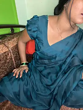 PUNAM BABY1 online show from 10/22/25, 12:38