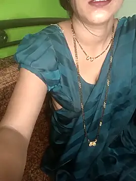 PUNAM BABY1 online show from 10/25/25, 10:56