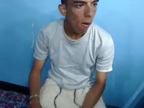 Snapshot of JaiderYeuriel chatting on 10/20/25, 01:28 JaiderYeuriel online show from 10/20/25, 01:28