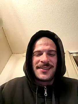 Snapshot of Greyoff chatting on 10/01/25, 07:20 Greyoff online show from 10/01/25, 07:20