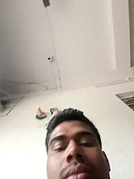 Snapshot of 900irani chatting on 12/02/24, 05:37 900irani online show from 12/02/24, 05:37