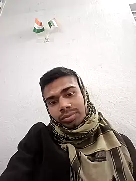 Snapshot of 900irani chatting on 01/09/25, 01:45 900irani online show from 01/09/25, 01:45