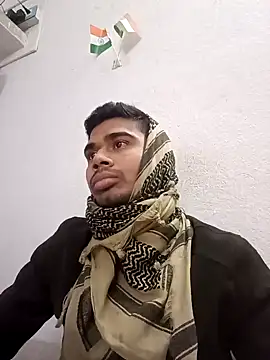 Snapshot of 900irani chatting on 01/17/25, 03:22 900irani online show from 01/17/25, 03:22