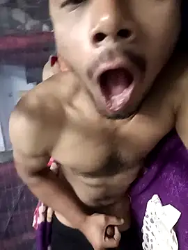 Snapshot of 900irani chatting on 01/26/25, 04:41 900irani online show from 01/26/25, 04:41