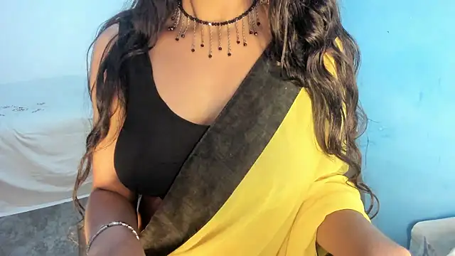 Snapshot of aarjulove chatting on 01/13/26, 06:46 aarjulove online show from 01/13/26, 06:46