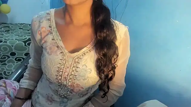 Snapshot of aarjulove chatting on 02/19/26, 03:52 aarjulove online show from 02/19/26, 03:52