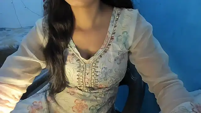 Snapshot of aarjulove chatting on 04/07/26, 07:20 aarjulove online show from 04/07/26, 07:20