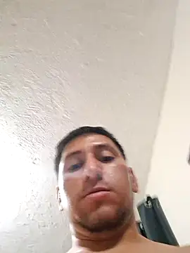 Snapshot of littleboyhot95 chatting on 02/06/26, 01:21 littleboyhot95 online show from 02/06/26, 01:21