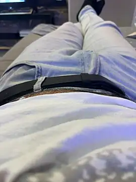 Snapshot of tikitaka97 chatting on 12/14/24, 05:58 tikitaka97 online show from 12/14/24, 05:58