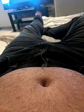 Snapshot of tikitaka97 chatting on 10/04/25, 03:32 tikitaka97 online show from 10/04/25, 03:32