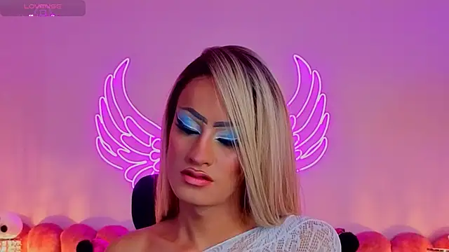  scarletmoore online show from 10/25/25, 01:18