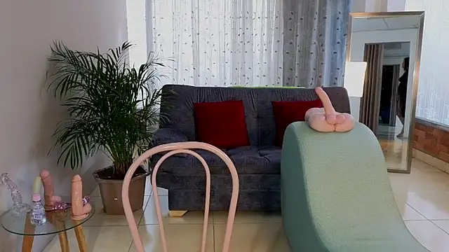 camil milfdream online show from 02/10/25, 04:47