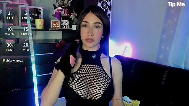 Snapshot of Emilytafur chatting on 02/18/26, 09:33 Emilytafur online show from 02/18/26, 09:33