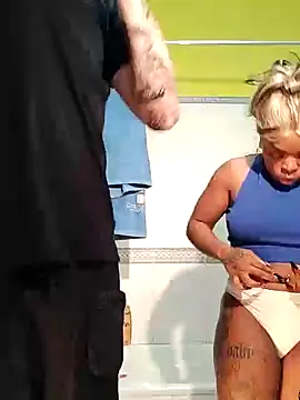 Snapshot of Casaltesudex chatting on 02/02/25, 12:40 Casaltesudex online show from 02/02/25, 12:40