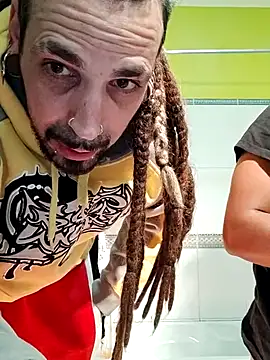 Snapshot of Casaltesudex chatting on 03/04/25, 11:11 Casaltesudex online show from 03/04/25, 11:11