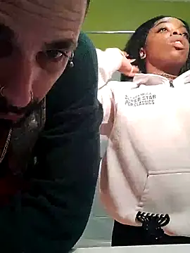 Snapshot of Casaltesudex chatting on 03/07/25, 10:21 Casaltesudex online show from 03/07/25, 10:21