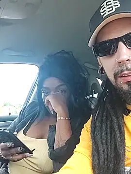 Snapshot of Casaltesudex chatting on 10/19/25, 03:23 Casaltesudex online show from 10/19/25, 03:23