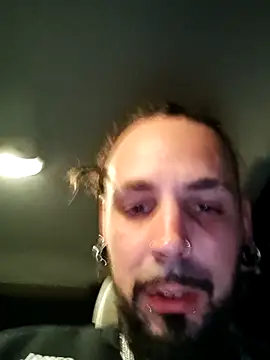 Snapshot of Casaltesudex chatting on 12/18/25, 12:17 Casaltesudex online show from 12/18/25, 12:17