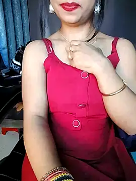 Snapshot of hot_Oliviaa chatting on 03/15/25, 08:26 hot Oliviaa online show from 03/15/25, 08:26