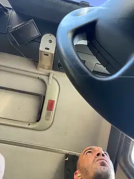 donnuozfutura online show from 10/27/25, 08:51