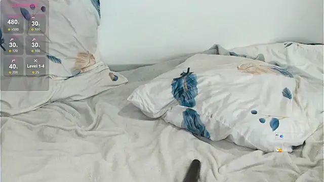 Marikamoon online show from 05/08/26, 10:42