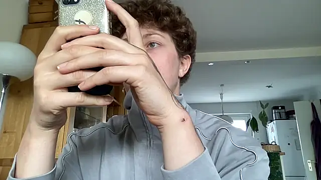 Belindafly online show from 05/13/26, 12:13