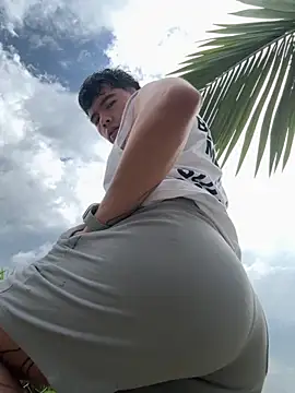 Logan smith1 online show from 09/13/25, 07:35