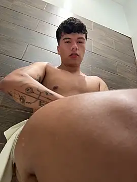 Logan smith1 online show from 11/21/25, 08:07