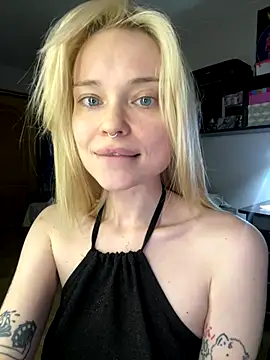 dollfromvenus online show from 11/15/25, 09:32