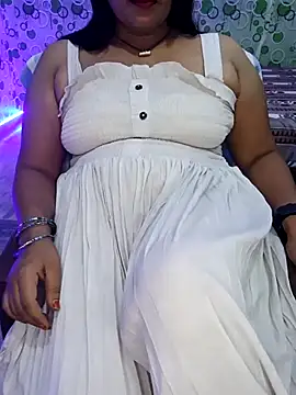 Cute-Raashii online show from 09/10/25, 12:43