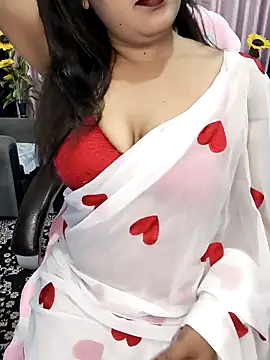 Snapshot of Cute-Raashii chatting on 03/13/26, 12:17 Cute-Raashii online show from 03/13/26, 12:17