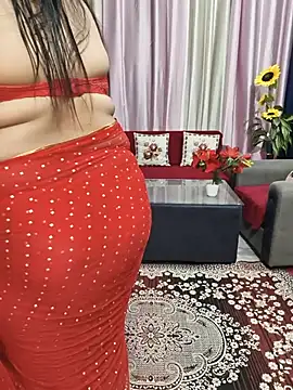 Snapshot of Cute-Raashii chatting on 06/15/26, 11:40 Cute-Raashii online show from 06/15/26, 11:40