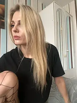 Liya my online show from 02/20/25, 11:53