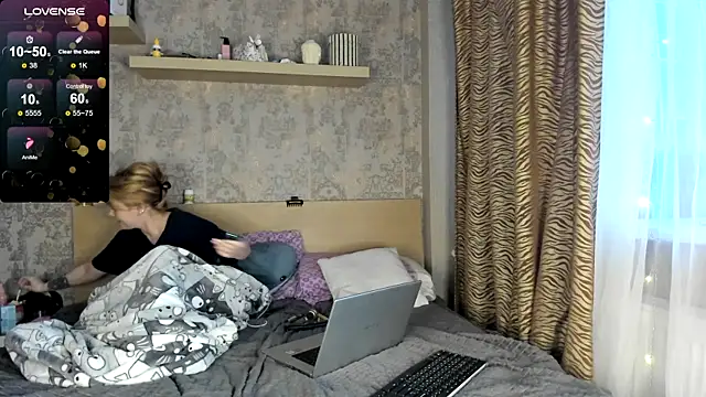 purebeautie13 online show from 01/16/25, 10:10