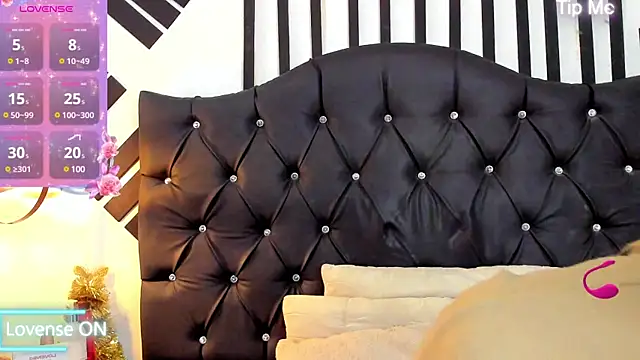 AllisonsweetZ online show from 12/21/24, 08:10