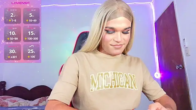 AllisonsweetZ online show from 10/16/25, 06:42