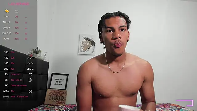 RoddyRich11 online show from 10/18/25, 11:44