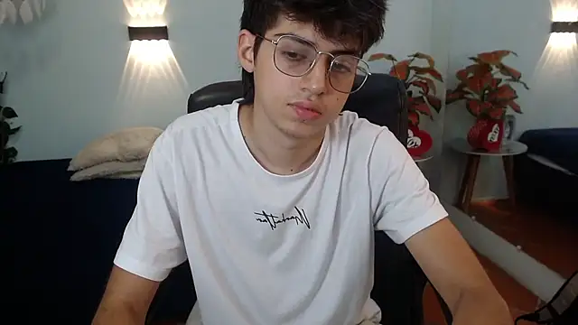 jhoellx online show from 10/28/25, 08:11