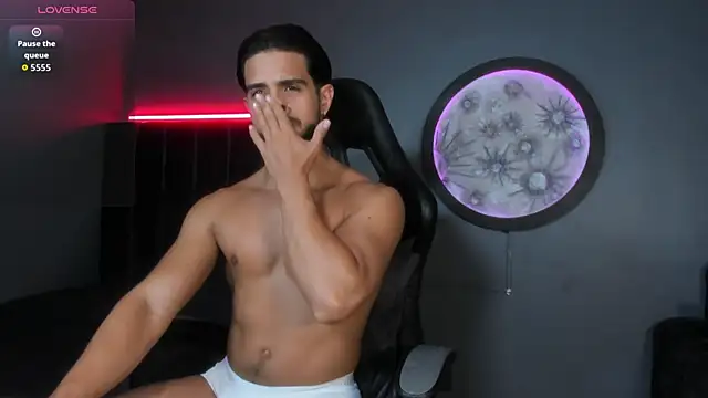 khriss brown online show from 11/20/25, 08:19