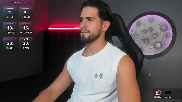 khriss brown online show from 12/15/25, 10:03