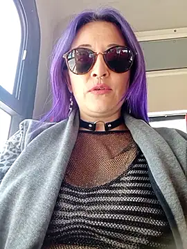 sophie banger online show from 11/13/25, 06:51