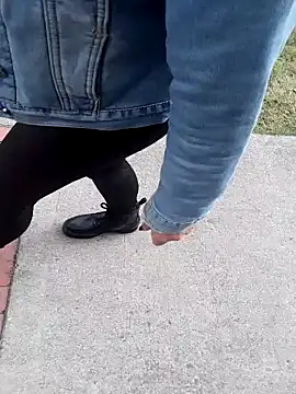 sophie banger online show from 11/14/25, 07:34