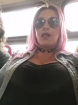 sophie banger online show from 06/16/26, 06:43