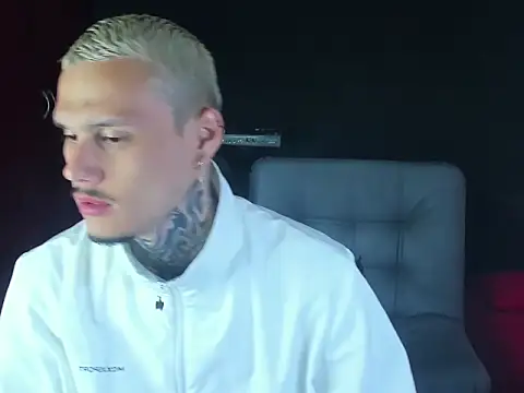 Snapshot of fucking_sinner chatting on 03/28/26, 02:27 fucking sinner online show from 03/28/26, 02:27