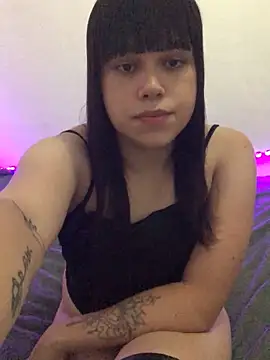 Karolsinhapriv online show from 01/29/25, 03:44