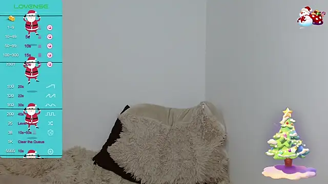 TRIXIE TANG28 online show from 12/16/24, 02:04