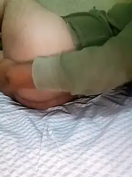 Snapshot of Luchitosexass chatting on 02/21/25, 05:09 Luchitosexass online show from 02/21/25, 05:09