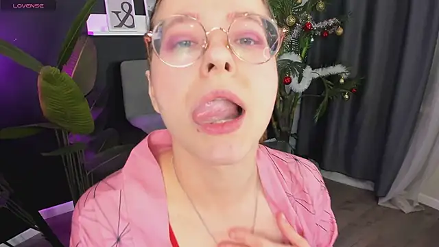 CassieCool online show from 01/01/25, 08:58