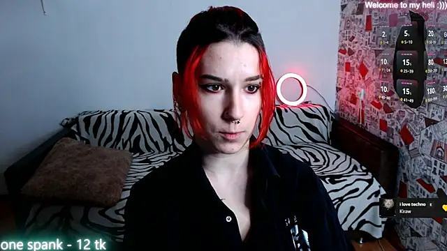 Snapshot of Miya_Wey_ chatting on 12/07/24, 01:18 Miya Wey  online show from 12/07/24, 01:18